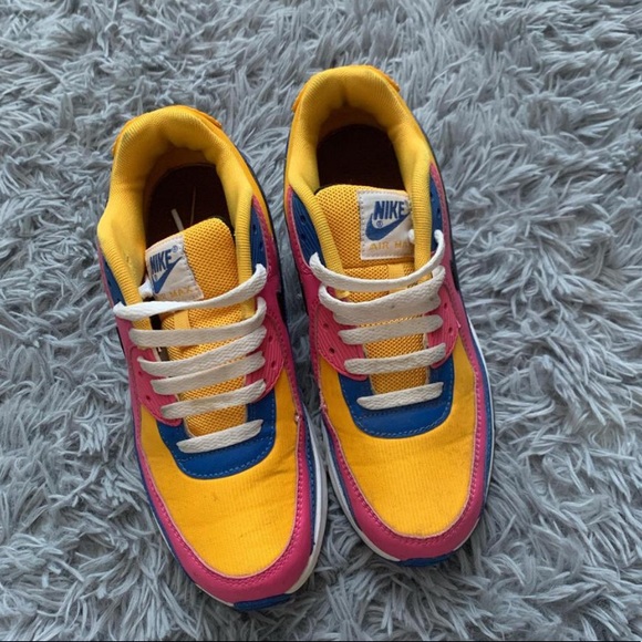 NIKE AIR MAX 90 GS “MULTI-COLOR” - Picture 2 of 4